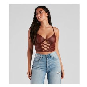 I bought multiple sizes, the size small does not fit me